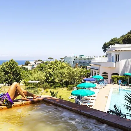 Hotel Bristol